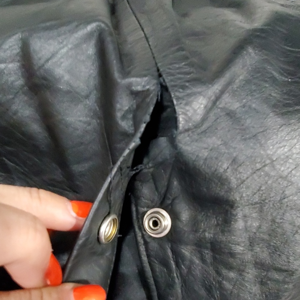 3x20 G-III Leather VTG high waisted black skirt - Picture 8 of 8
